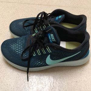 Nike Free RN